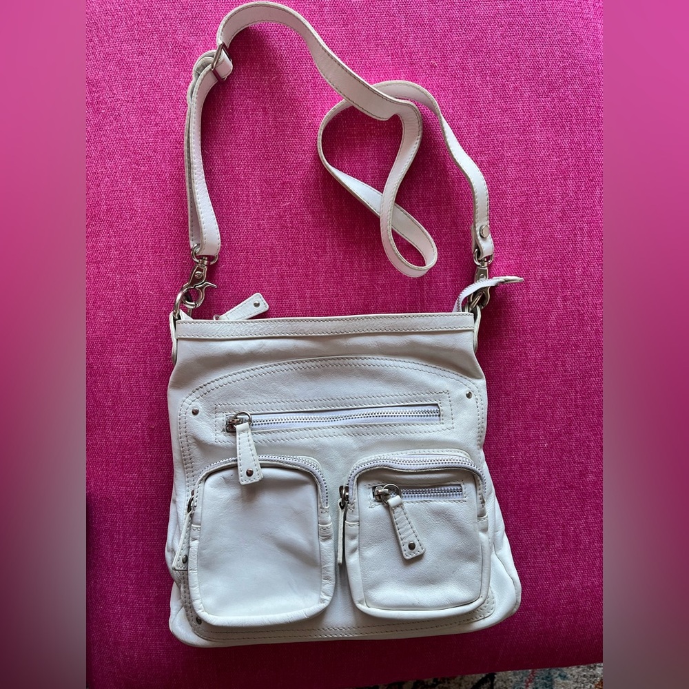 Elegant Cream Shoulder Bag
